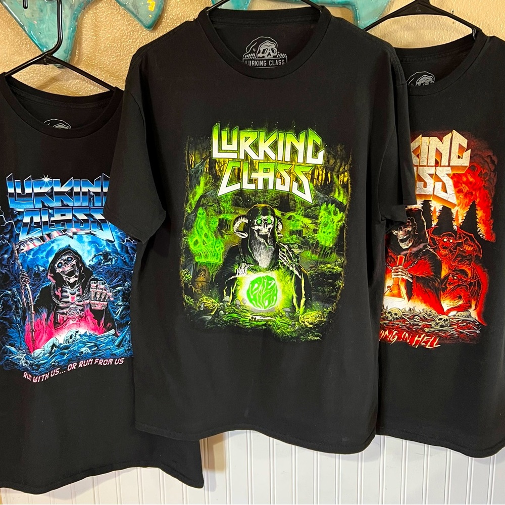 Lurking Class by Sketchy Tank x Stikker T-Shirt’s